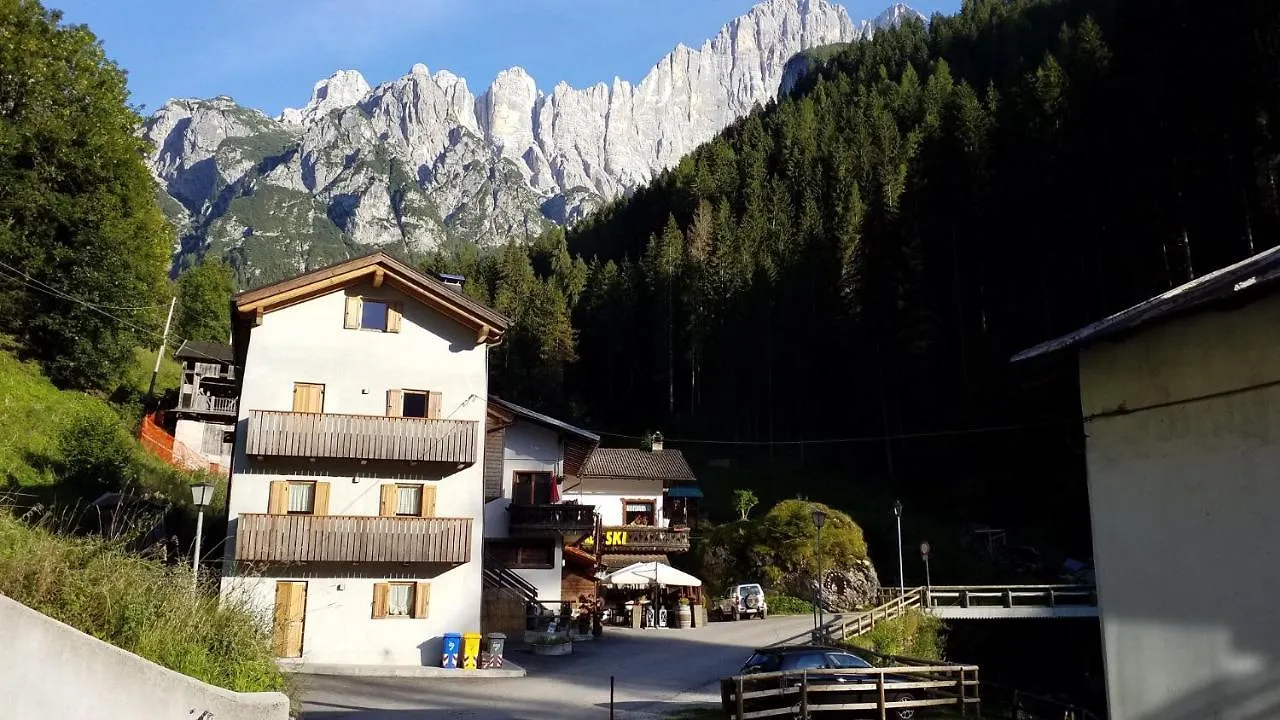 Apartment Appartamenti Al Molin Alleghe